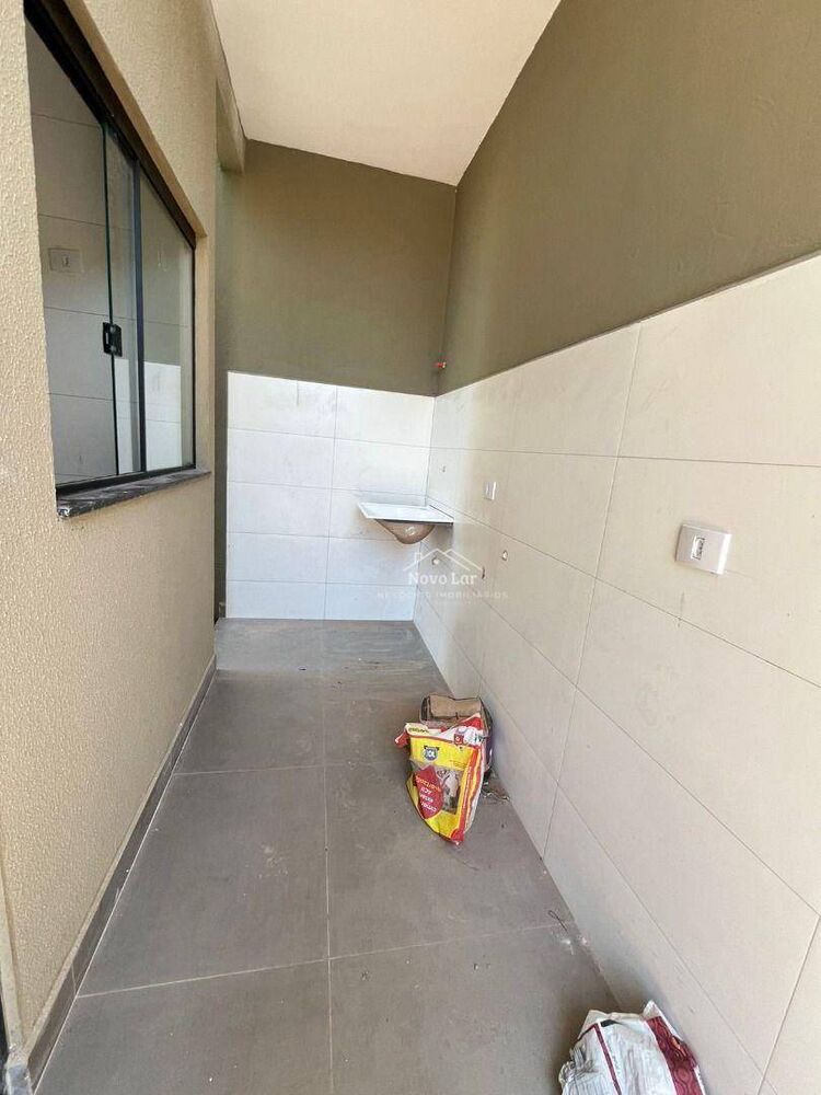 Casa à venda com 2 quartos, 63m² - Foto 12