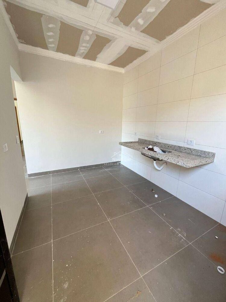 Casa à venda com 2 quartos, 63m² - Foto 7