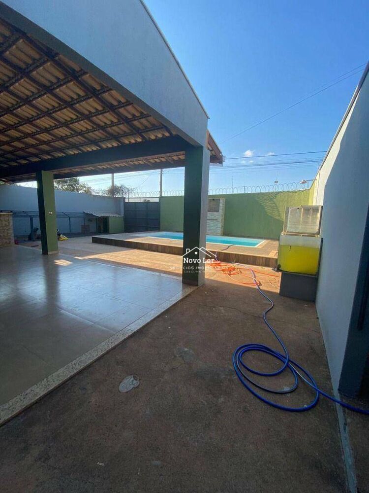 Sobrado à venda com 3 quartos, 270m² - Foto 3
