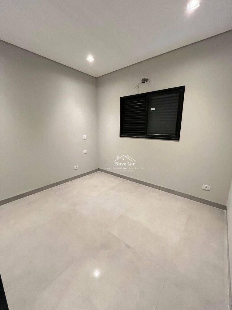 Casa de Condomínio à venda com 3 quartos, 211m² - Foto 15