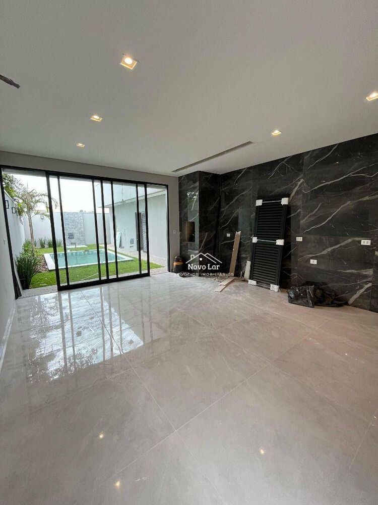 Casa de Condomínio à venda com 3 quartos, 211m² - Foto 6