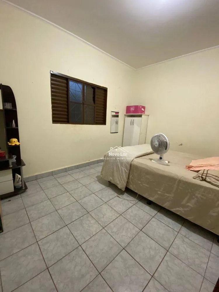 Casa, 3 quartos, 169 m² - Foto 2