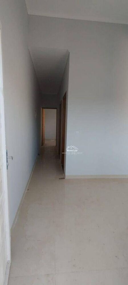 Casa à venda com 2 quartos, 60m² - Foto 5