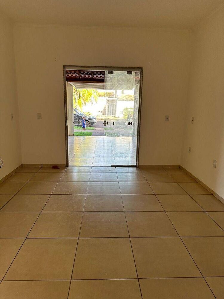 Casa à venda com 2 quartos, 55m² - Foto 2