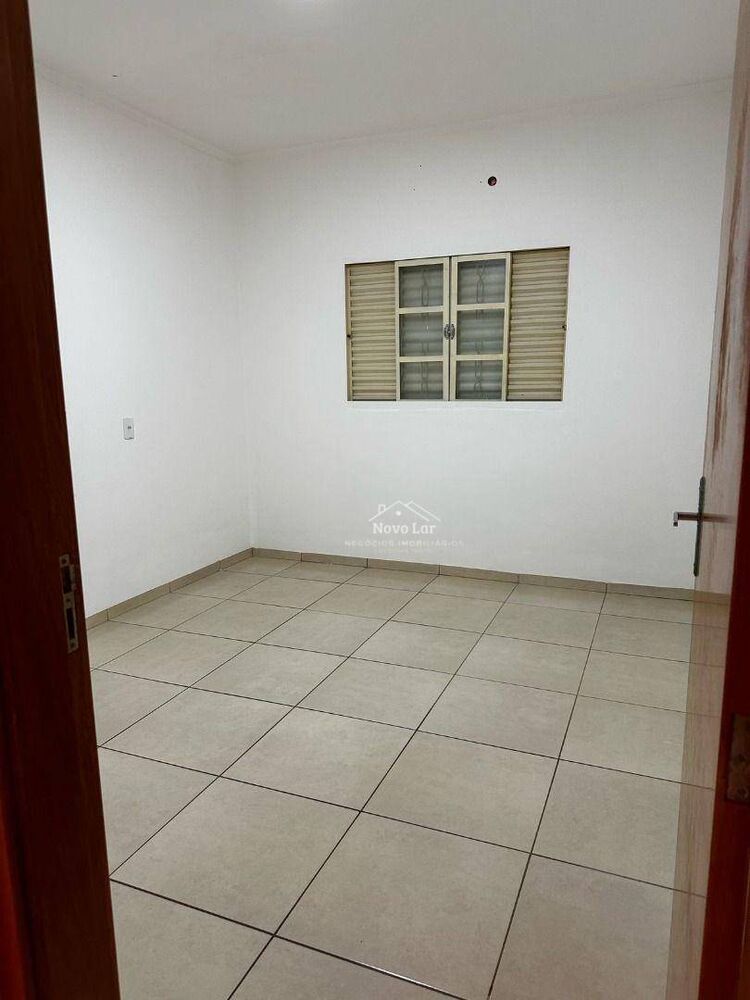 Casa à venda com 2 quartos, 55m² - Foto 7