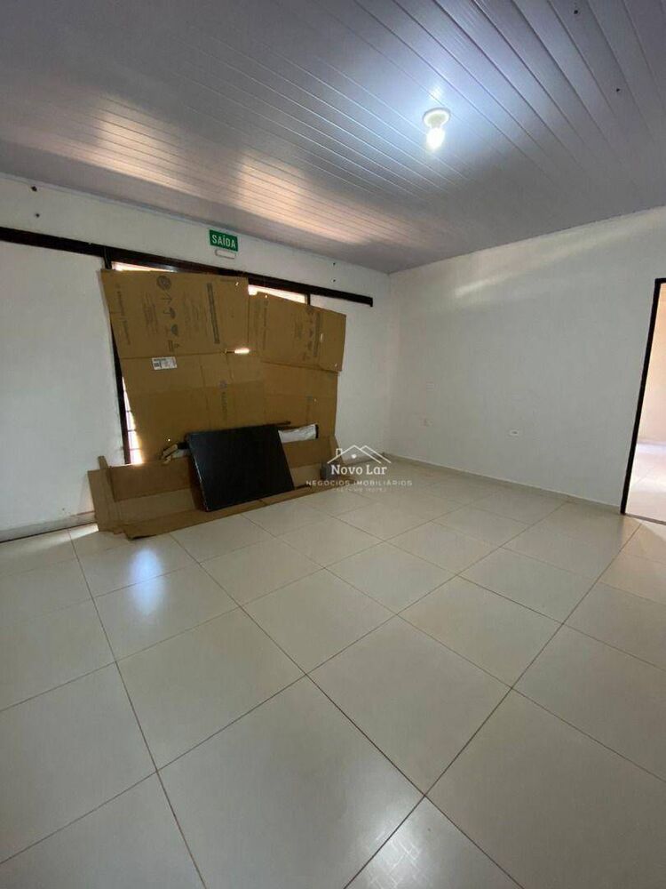 Casa à venda com 2 quartos, 110m² - Foto 4