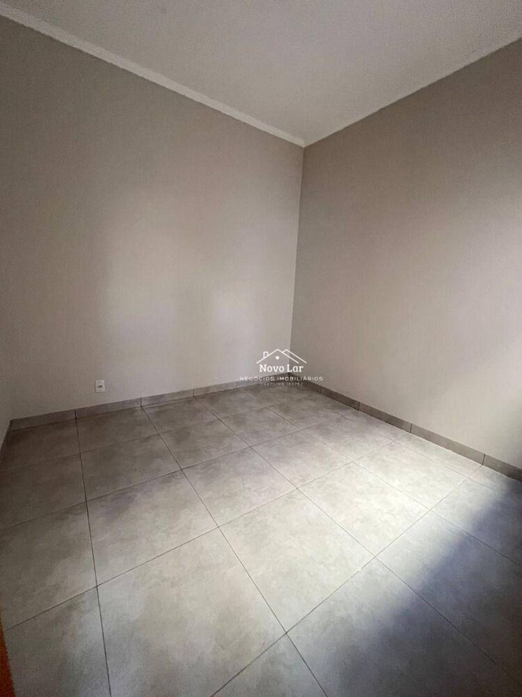 Casa à venda com 2 quartos, 65m² - Foto 5