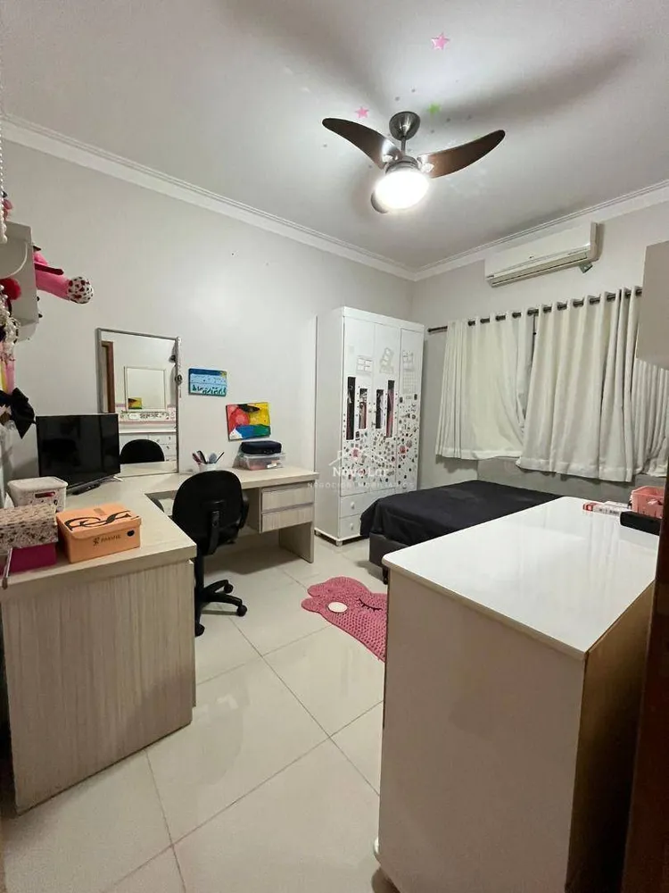 Casa, 3 quartos, 223 m² - Foto 6