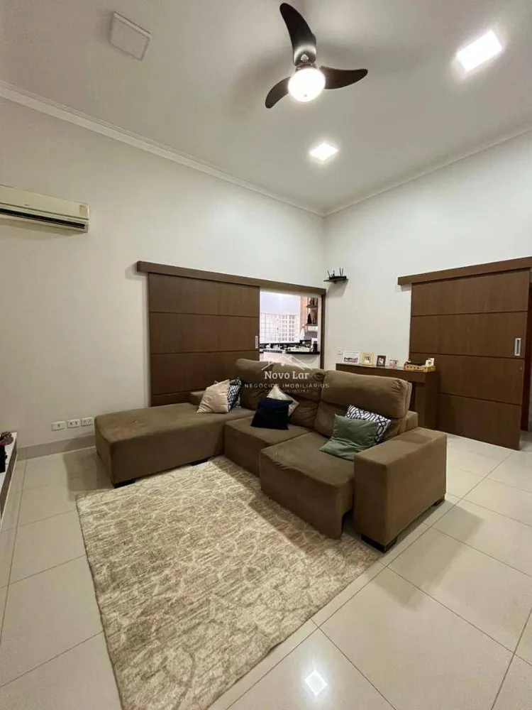 Casa, 3 quartos, 223 m² - Foto 3