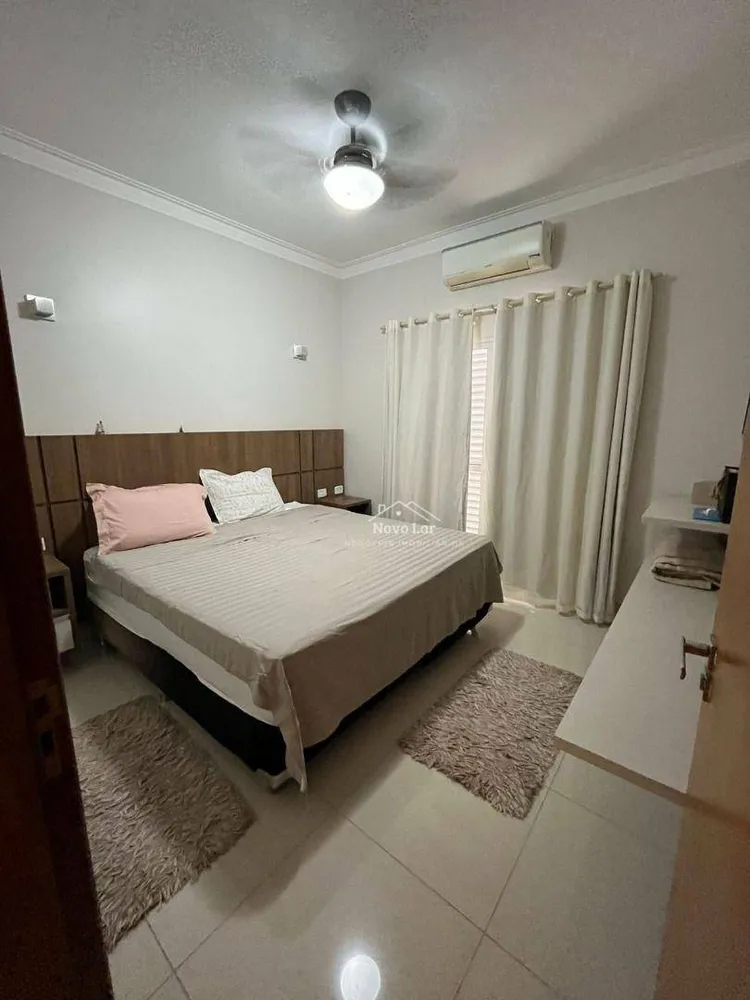 Casa, 3 quartos, 223 m² - Foto 4