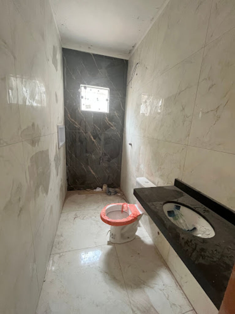 Casa à venda com 2 quartos, 66m² - Foto 4