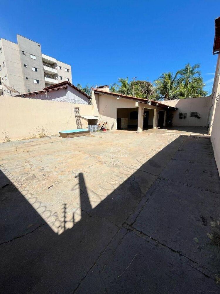 Sobrado à venda com 4 quartos, 348m² - Foto 22