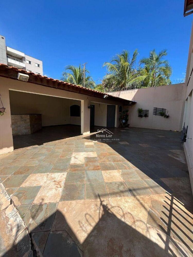Sobrado à venda com 4 quartos, 348m² - Foto 23
