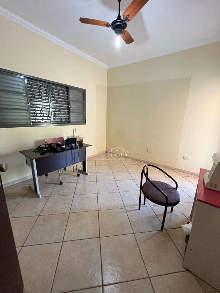 Sobrado à venda com 4 quartos, 348m² - Foto 18