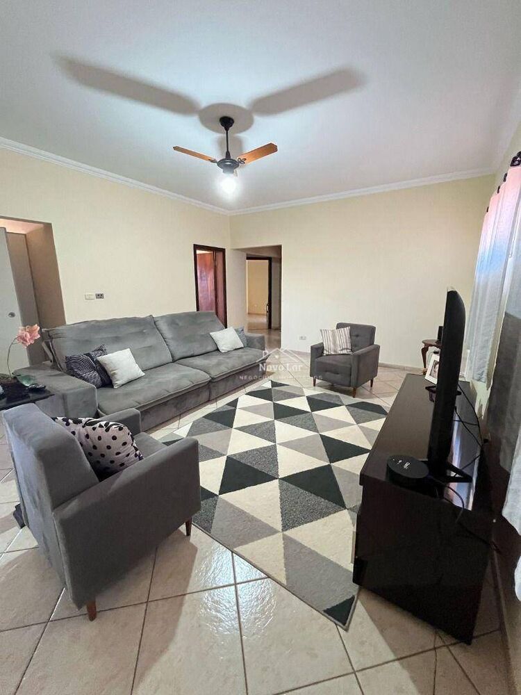 Sobrado à venda com 4 quartos, 348m² - Foto 16