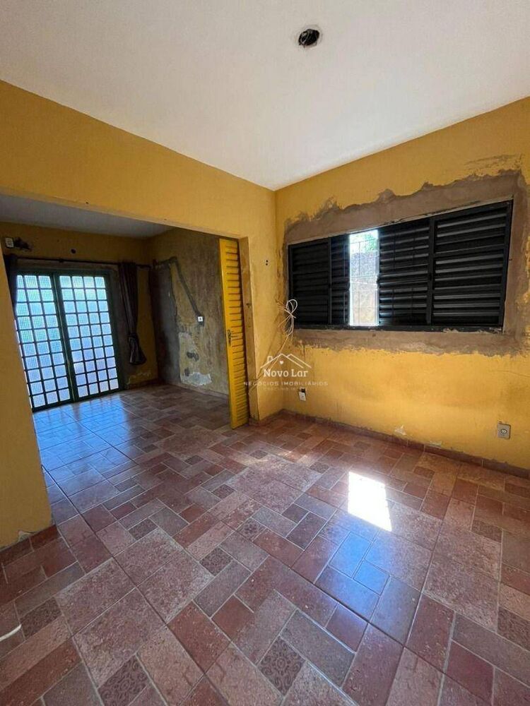 Casa à venda com 4 quartos, 55m² - Foto 9