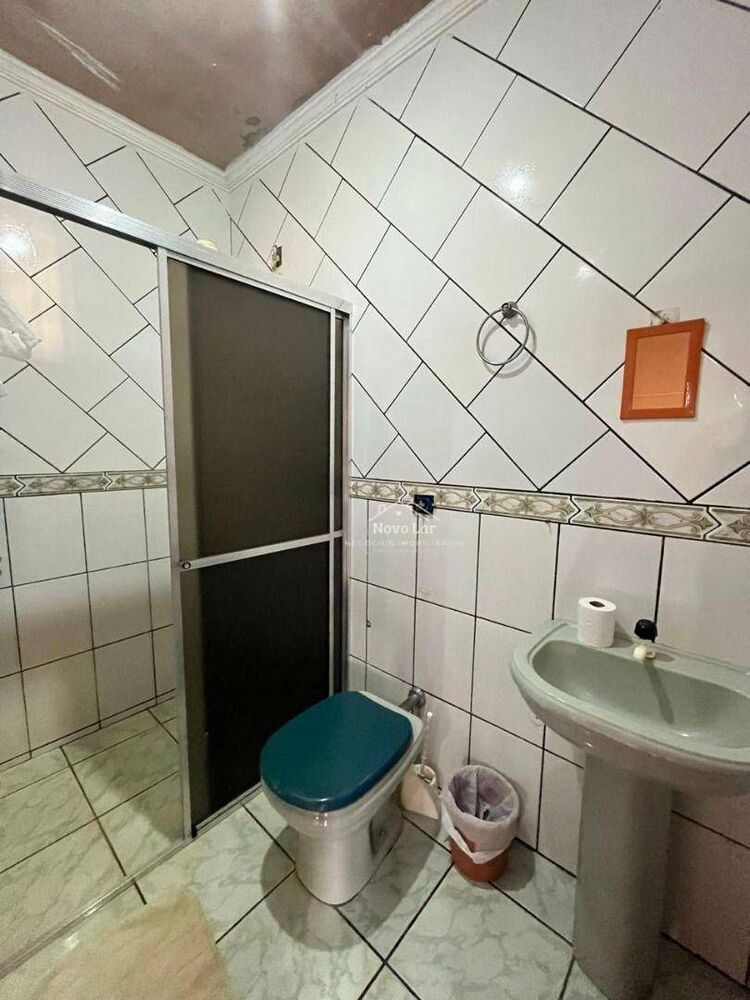 Casa à venda com 4 quartos, 55m² - Foto 14