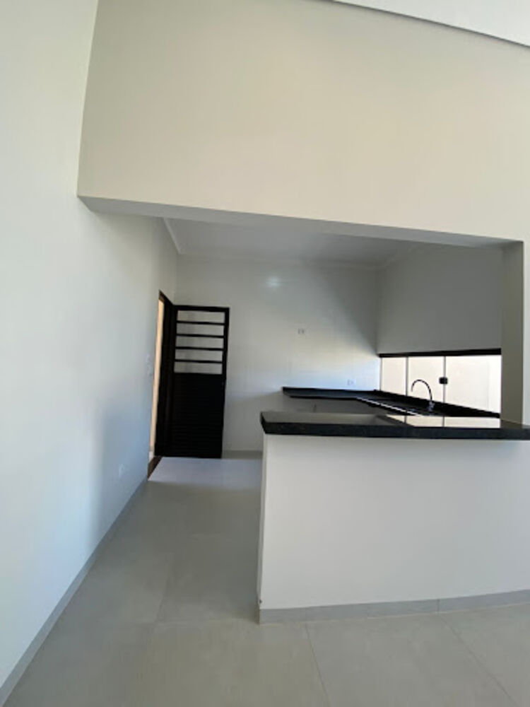 Casa à venda com 3 quartos, 81m² - Foto 3