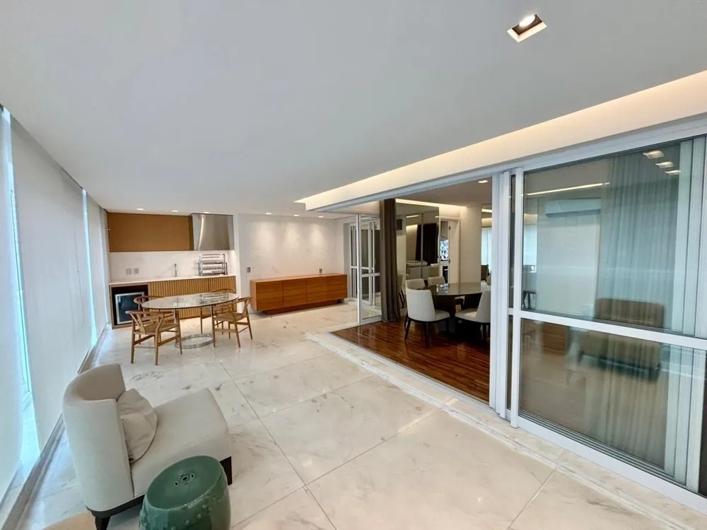 Apartamento, 3 quartos, 157 m² - Foto 2
