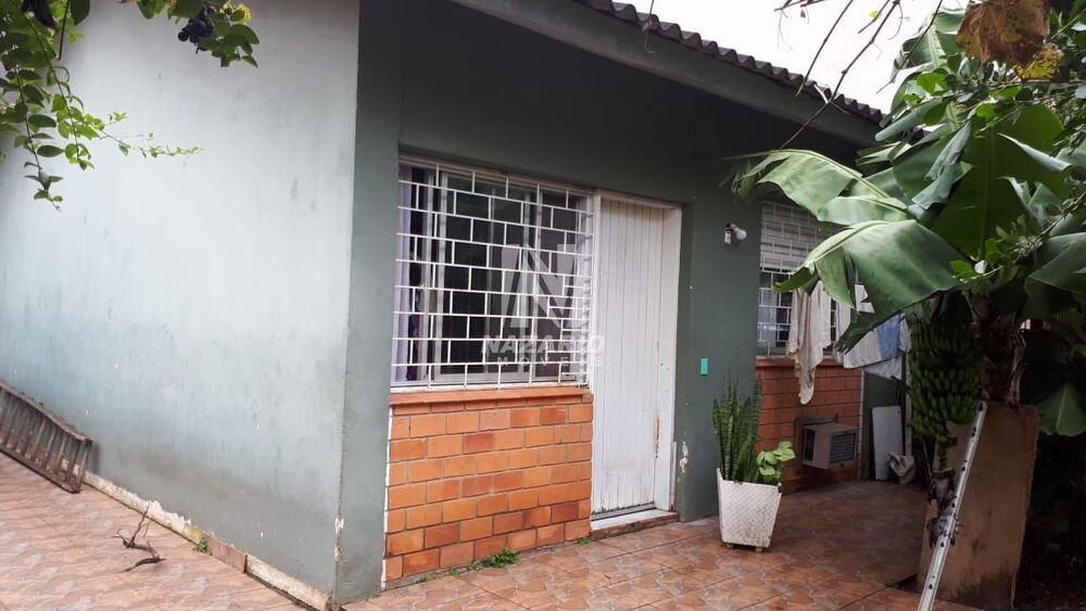 Casa à venda com 3 quartos, 120m² - Foto 1