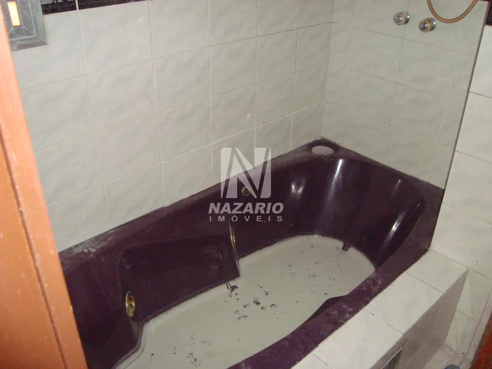 Casa, 4 quartos, 270 m² - Foto 12