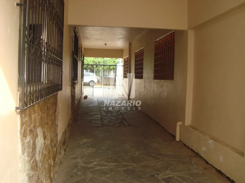 Casa, 4 quartos, 270 m² - Foto 24