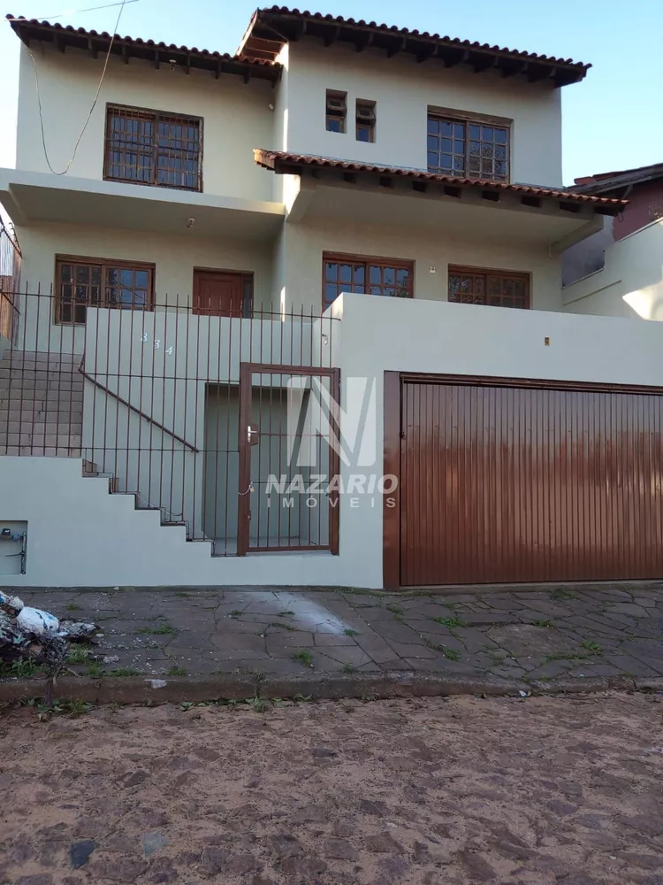 Sobrado à venda com 4 quartos, 322m² - Foto 1