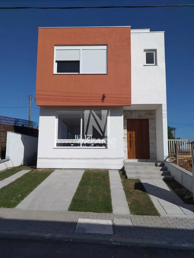 Sobrado à venda com 4 quartos, 145m² - Foto 1