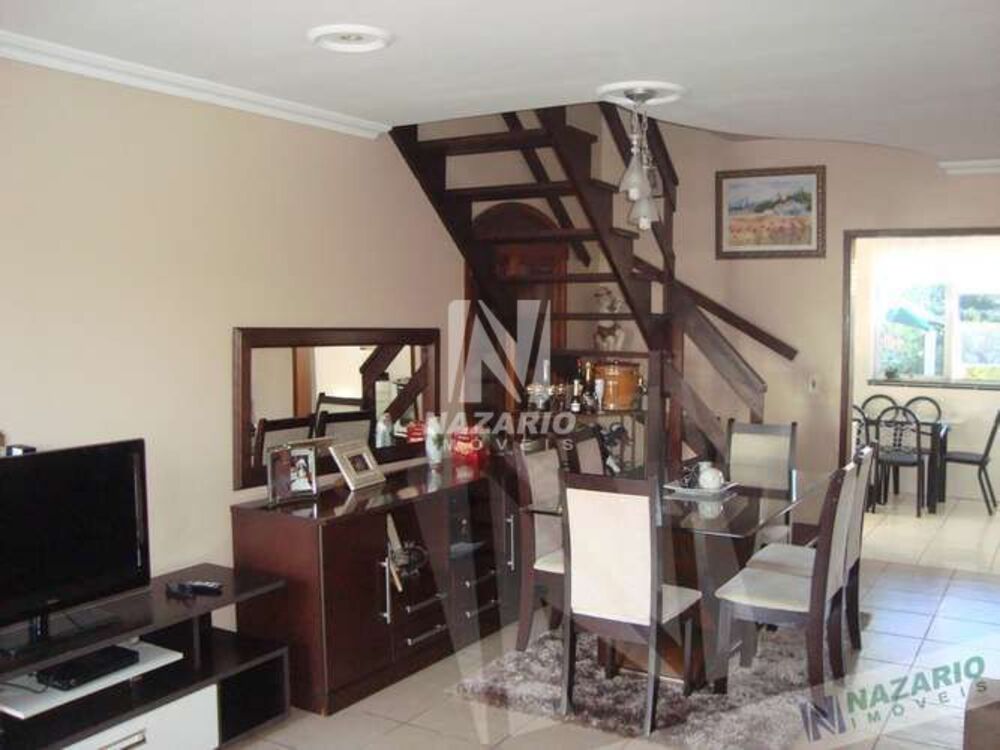 Sobrado, 3 quartos, 181 m² - Foto 1