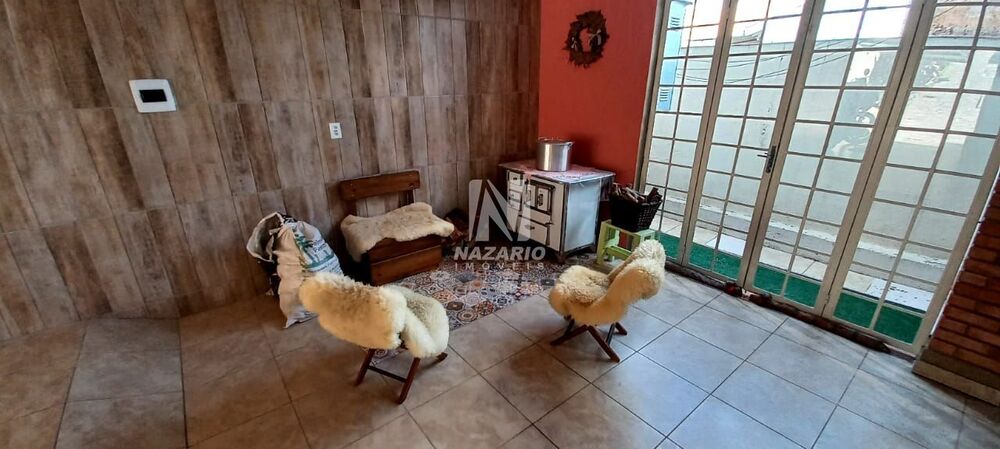 Sobrado à venda com 3 quartos, 263m² - Foto 2