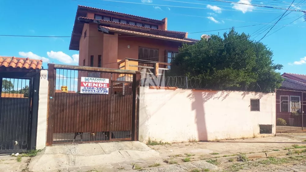 Sobrado à venda com 3 quartos, 210m² - Foto 1