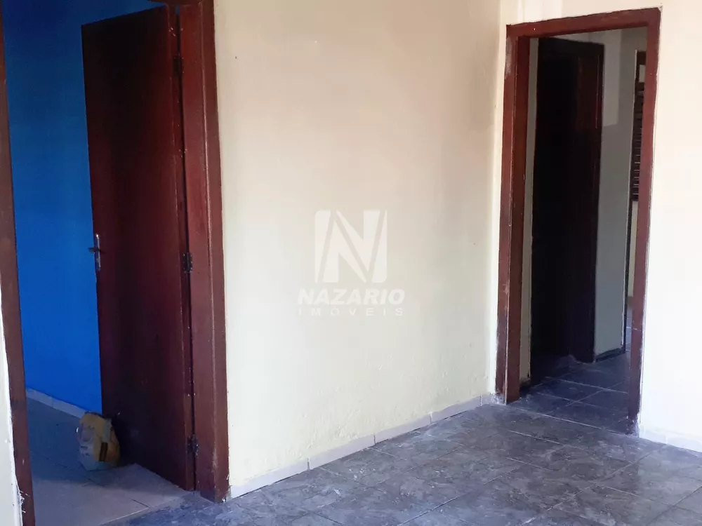 Casa à venda com 2 quartos, 90m² - Foto 4