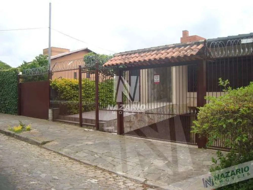 Casa, 5 quartos, 320 m² - Foto 1