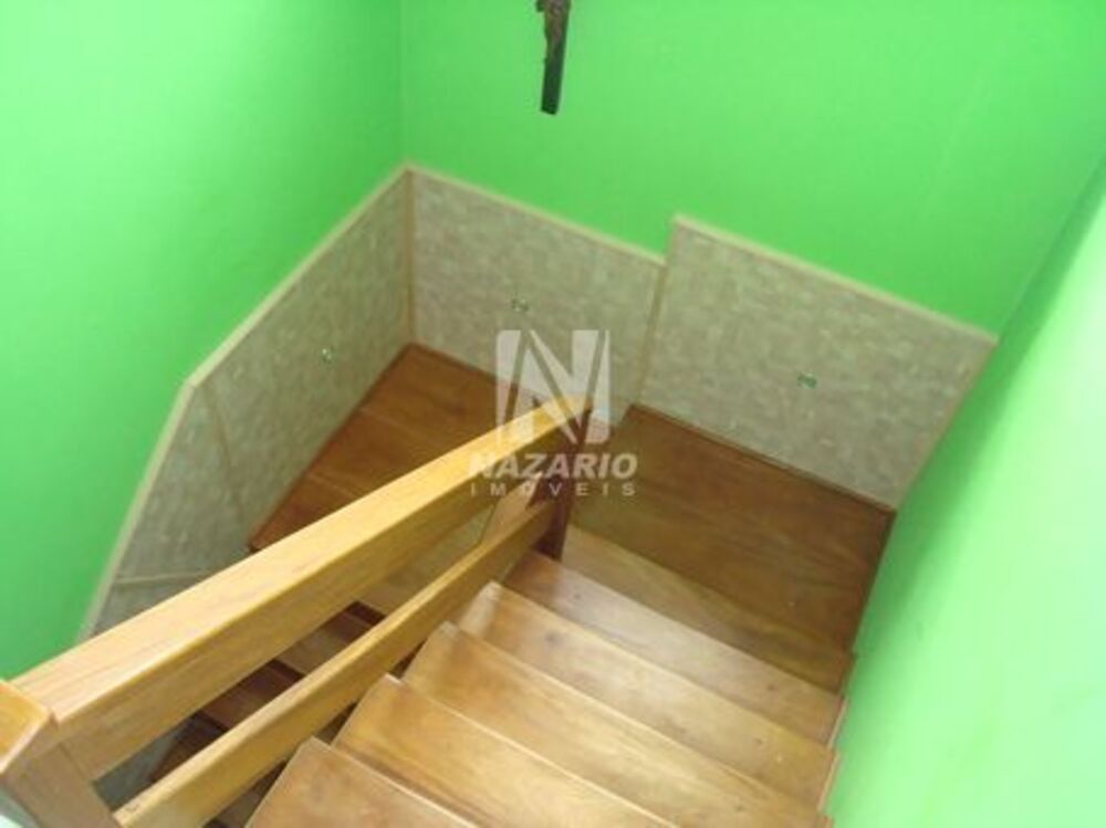 Sobrado à venda com 3 quartos, 200m² - Foto 4