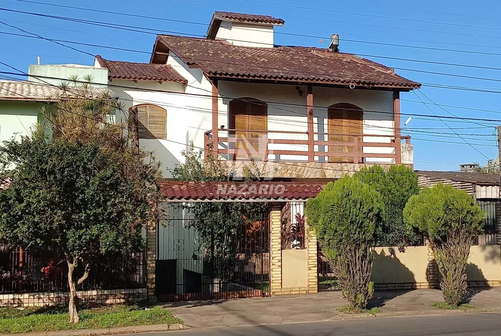 Sobrado à venda com 4 quartos, 258m² - Foto 1