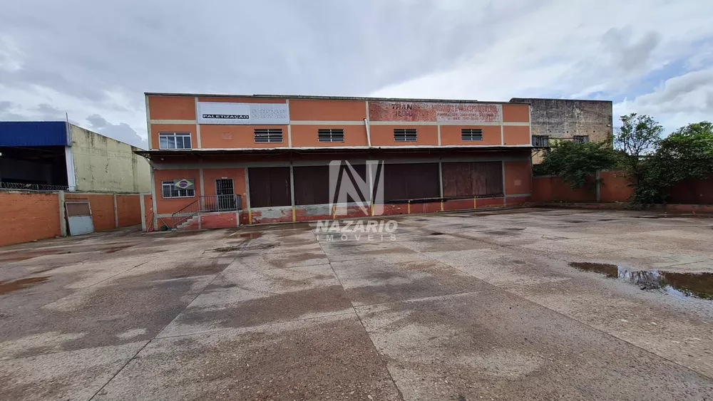 Depósito-Galpão-Armazém à venda com 3 quartos, 1875m² - Foto 2