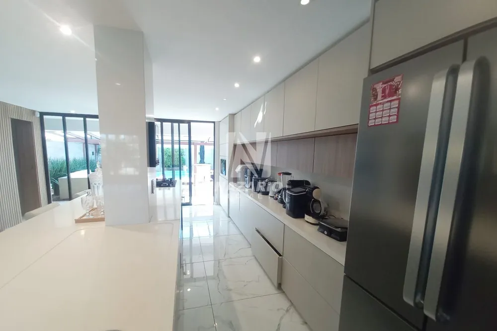 Sobrado, 3 quartos, 279 m² - Foto 12