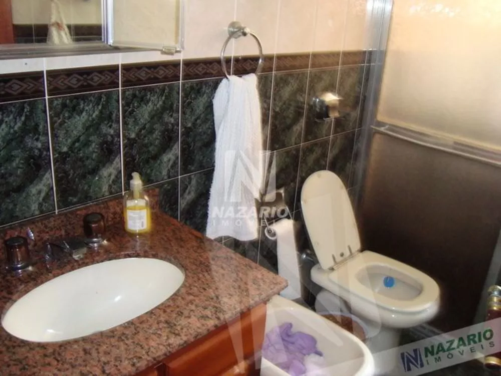 Casa, 5 quartos, 250 m² - Foto 2