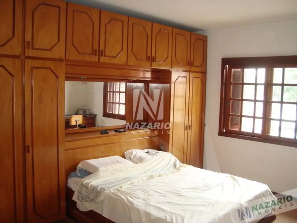 Casa, 5 quartos, 250 m² - Foto 9