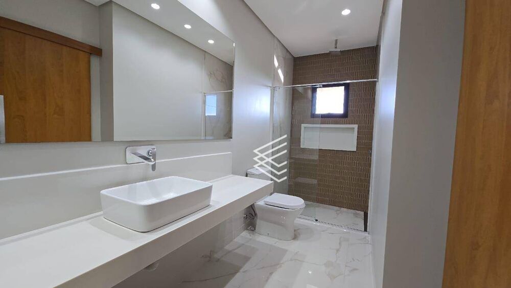 Sobrado à venda com 4 quartos, 371m² - Foto 4