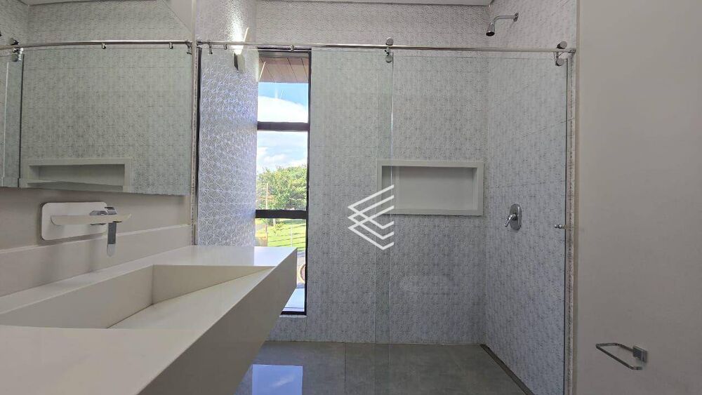 Sobrado à venda com 4 quartos, 371m² - Foto 2