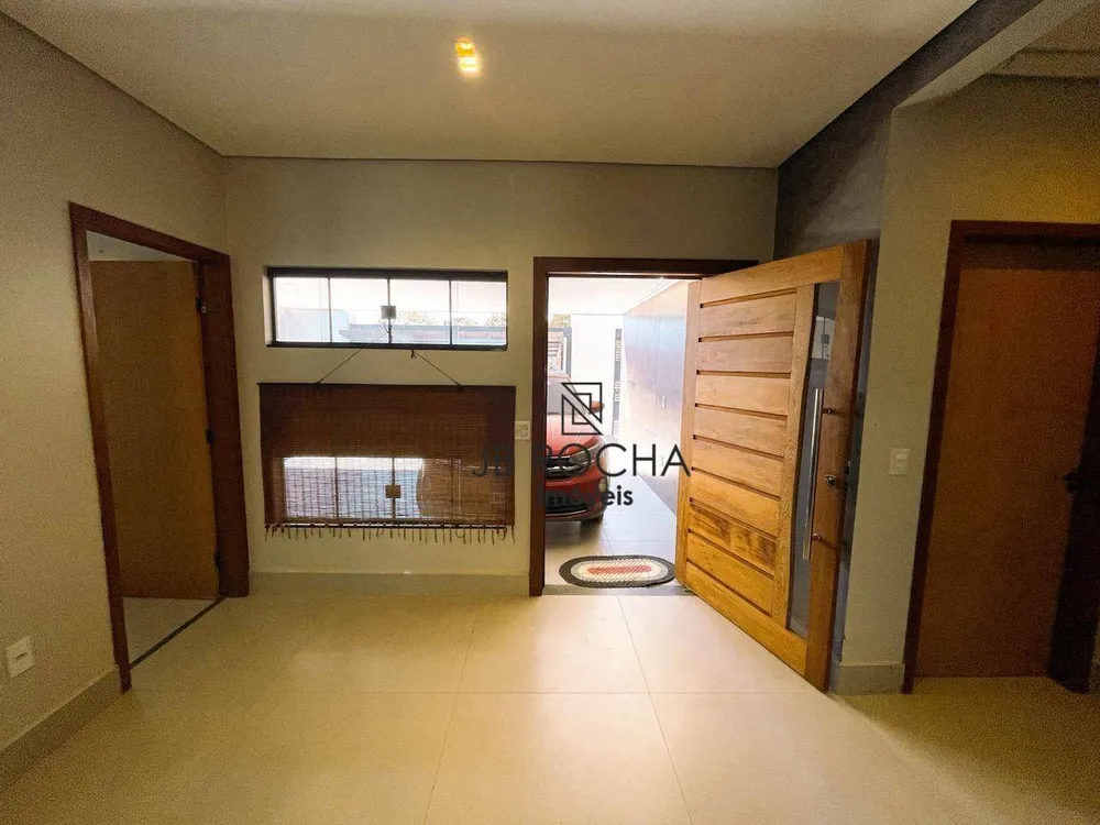 Casa, 4 quartos, 172 m² - Foto 1