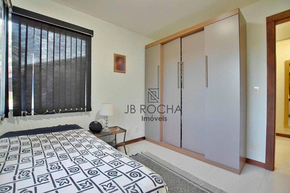 Casa de Condomínio à venda com 3 quartos, 220m² - Foto 18