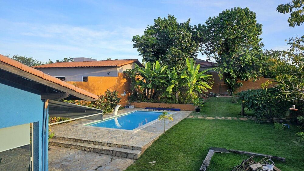 Casa de Condomínio à venda com 3 quartos, 220m² - Foto 24