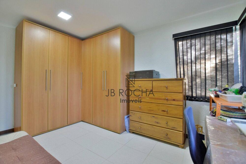 Casa de Condomínio à venda com 3 quartos, 220m² - Foto 20