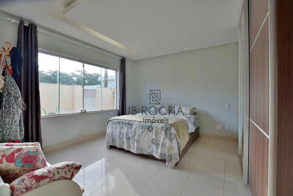 Casa de Condomínio, 4 quartos - Foto 1