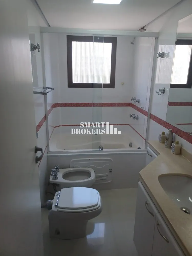 Apartamento, 3 quartos, 130 m² - Foto 4