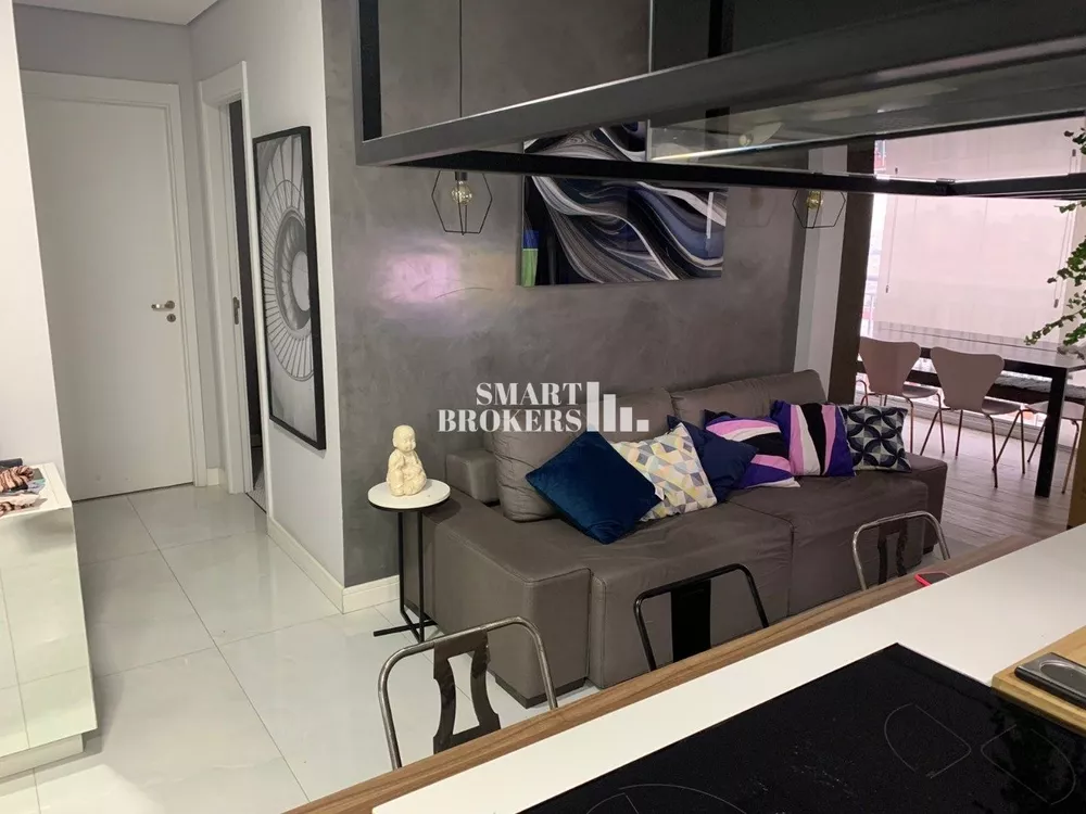 Apartamento à venda com 2 quartos, 69m² - Foto 1