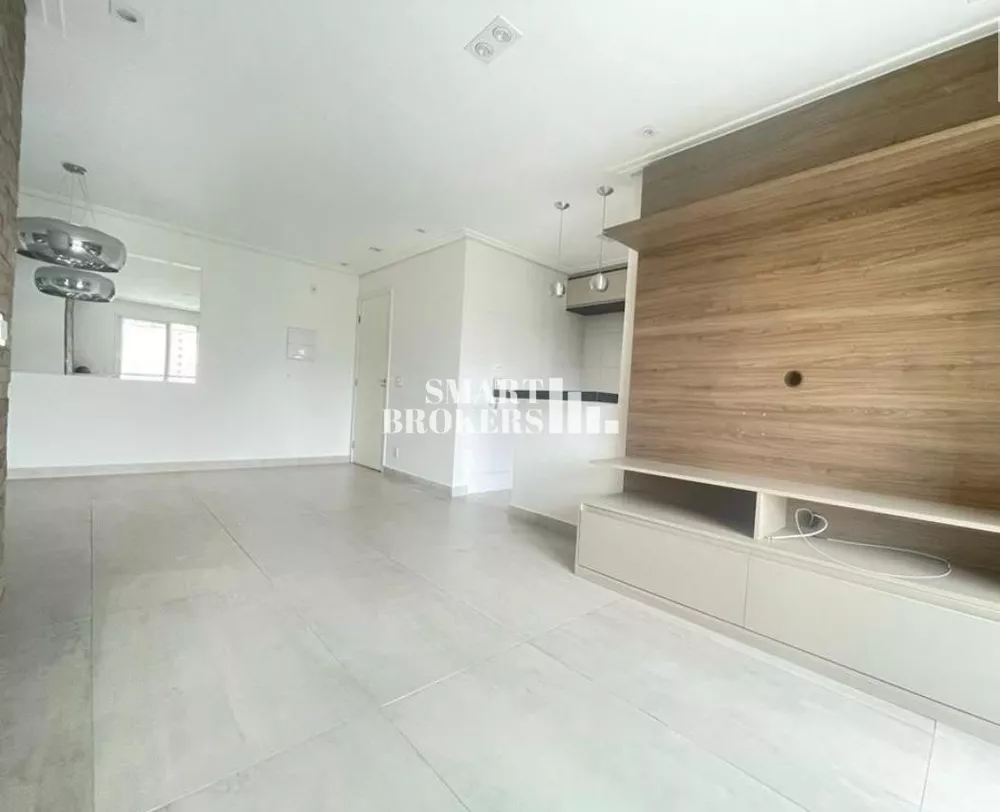 Apartamento à venda com 2 quartos, 70m² - Foto 1