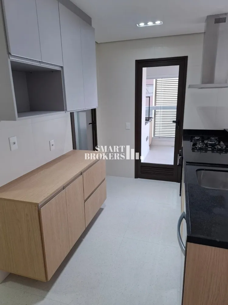 Apartamento, 3 quartos, 137 m² - Foto 2